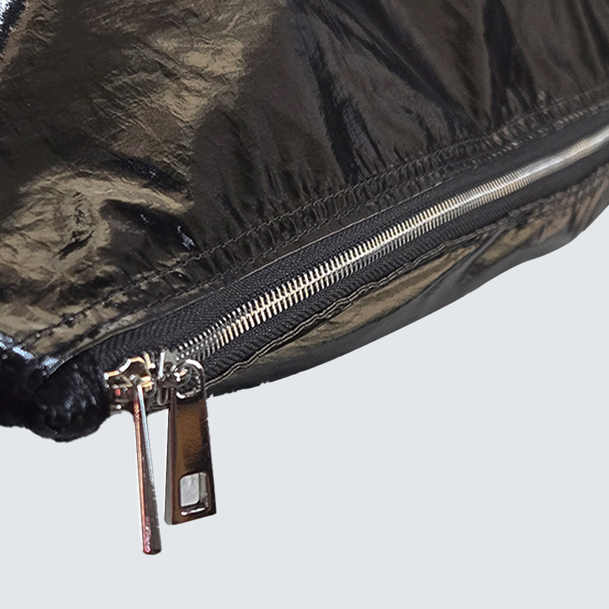 URBAN MULTI-FORM TRAVEL SHOULDER BAG -Black