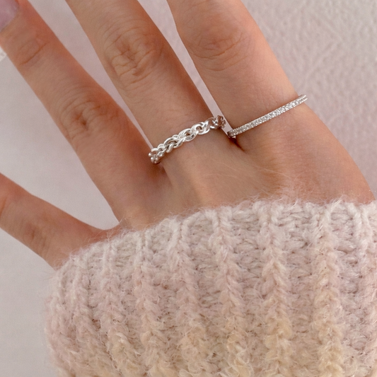 Fluid Twisted Chain Ring in Silver