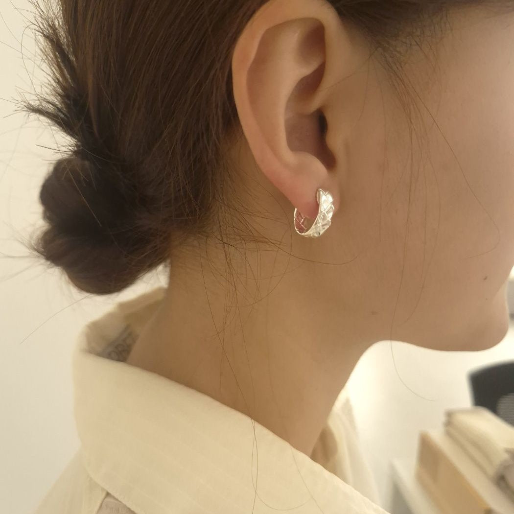 Quilted Sculpt Silver Hoops