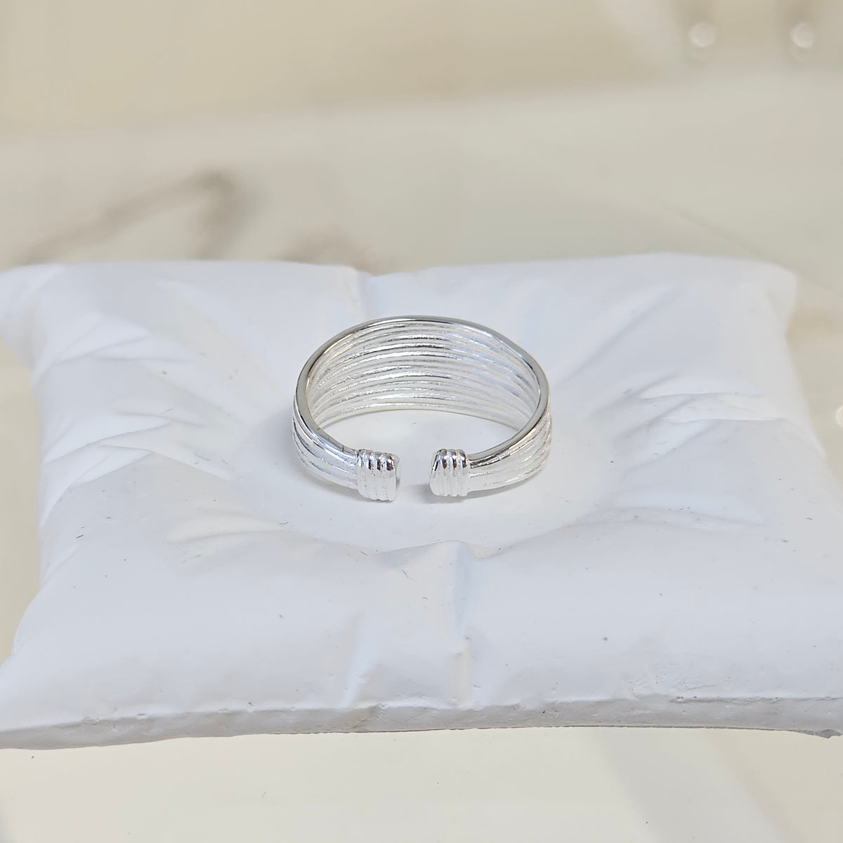 ÉLAN Layered Silver Ring