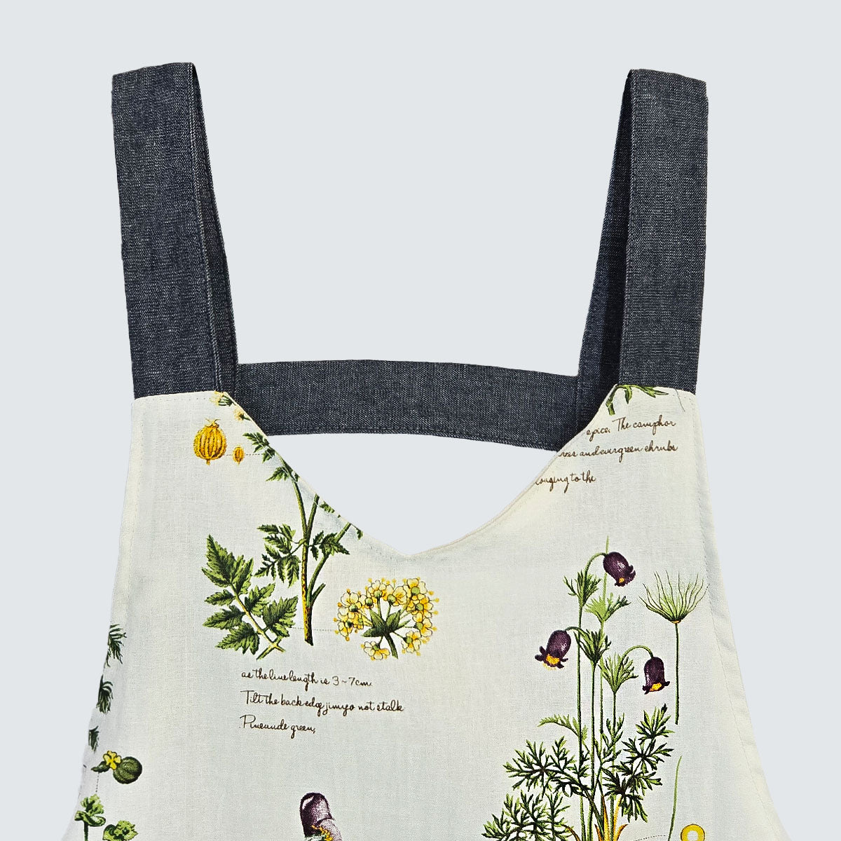 Botanical Herbarium Cotton Apron – Ivory Garden