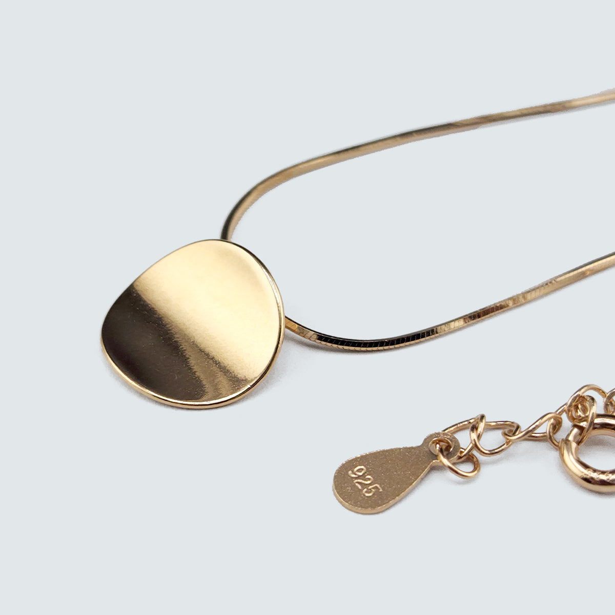 Concave Gold-Coated Pendant Cord Necklace