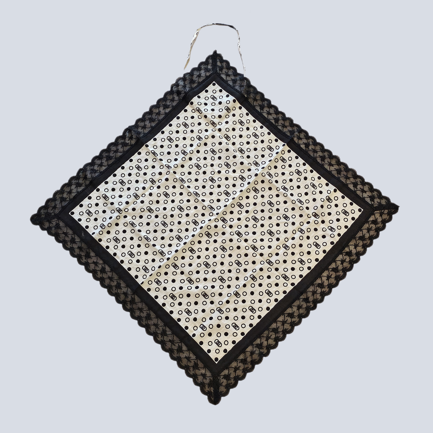 Dot Print Etiquette Handkerchief Apron  -   Black  ,  White