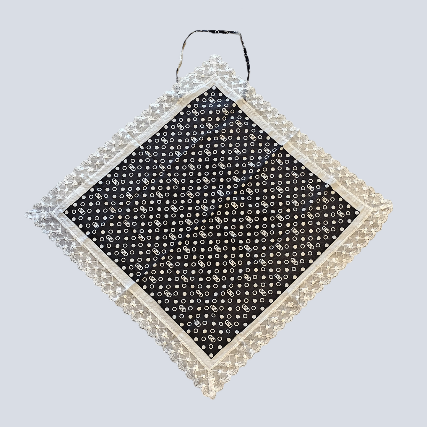 Dot Print Etiquette Handkerchief Apron  -   Black  ,  White
