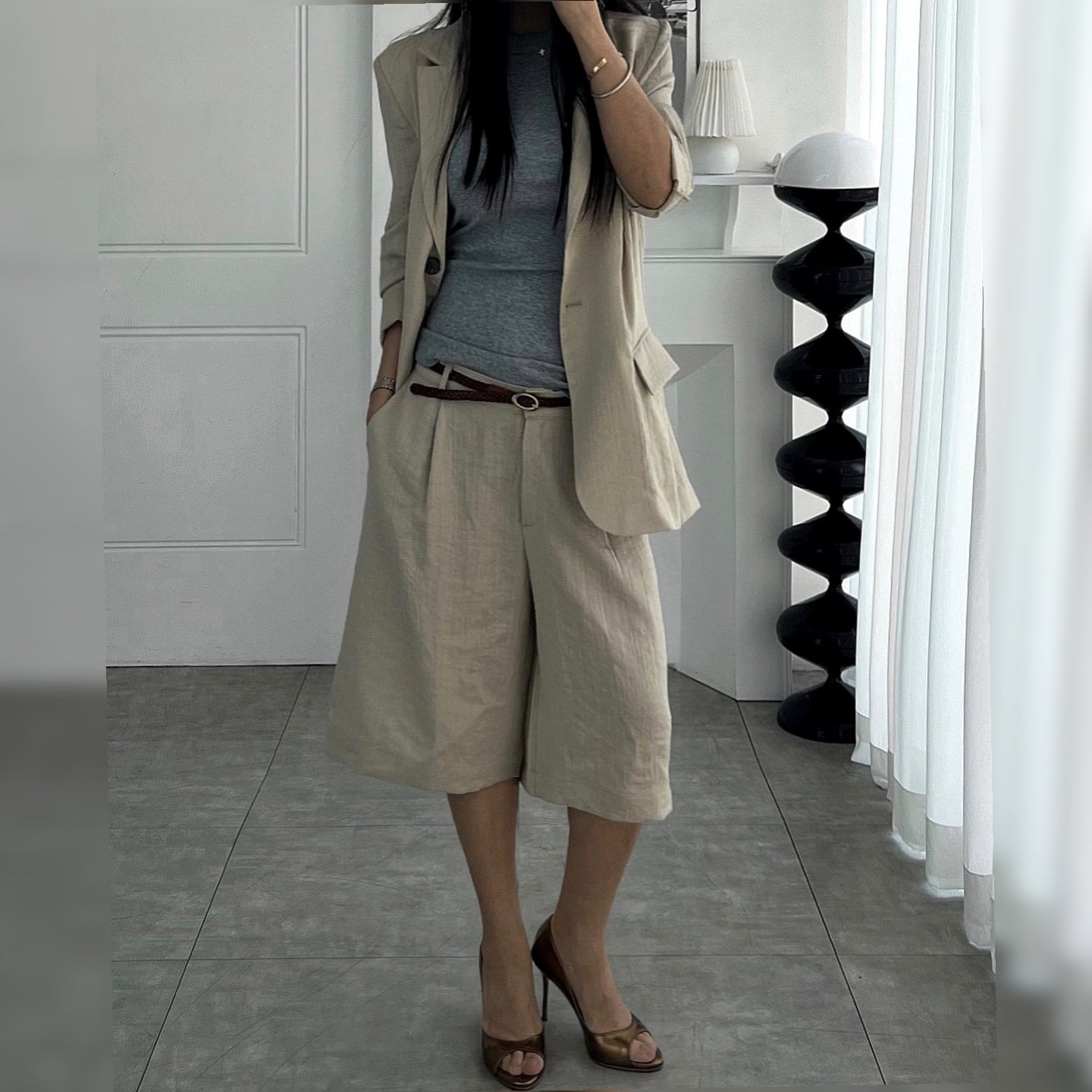 Relaxed Fit Linen Bermuda Shorts – Women One Size