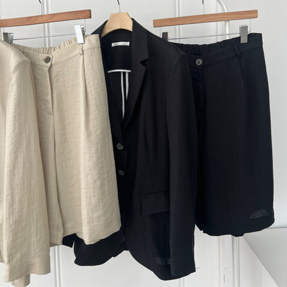 Relaxed Fit Linen Bermuda Shorts – Women One Size