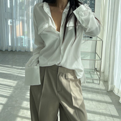 Lip Shape Pocket Soft Flow Blouse – Women One Size
