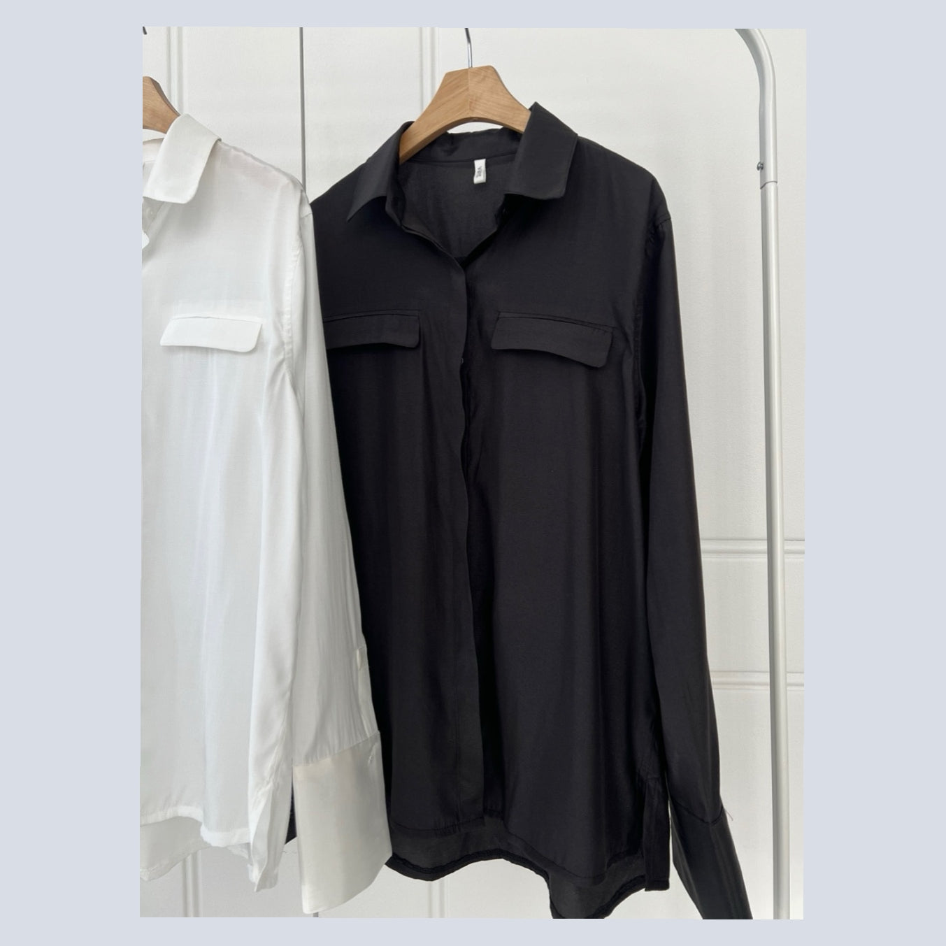 Lip Shape Pocket Soft Flow Blouse – Women One Size