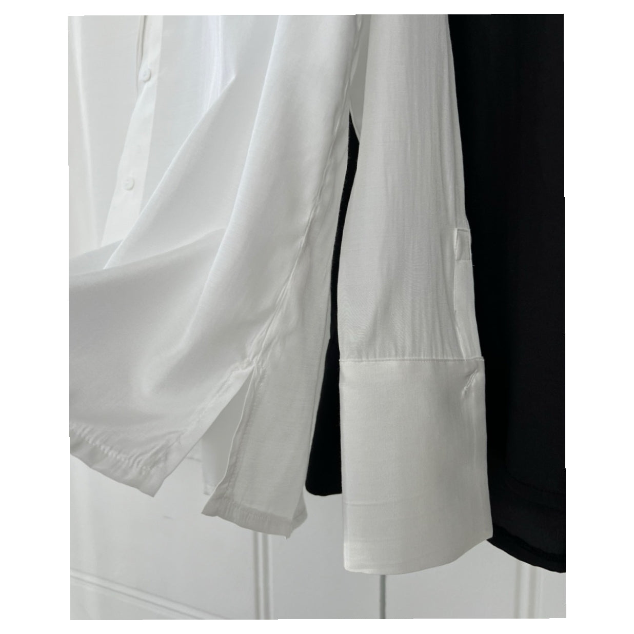 Lip Shape Pocket Soft Flow Blouse – Women One Size