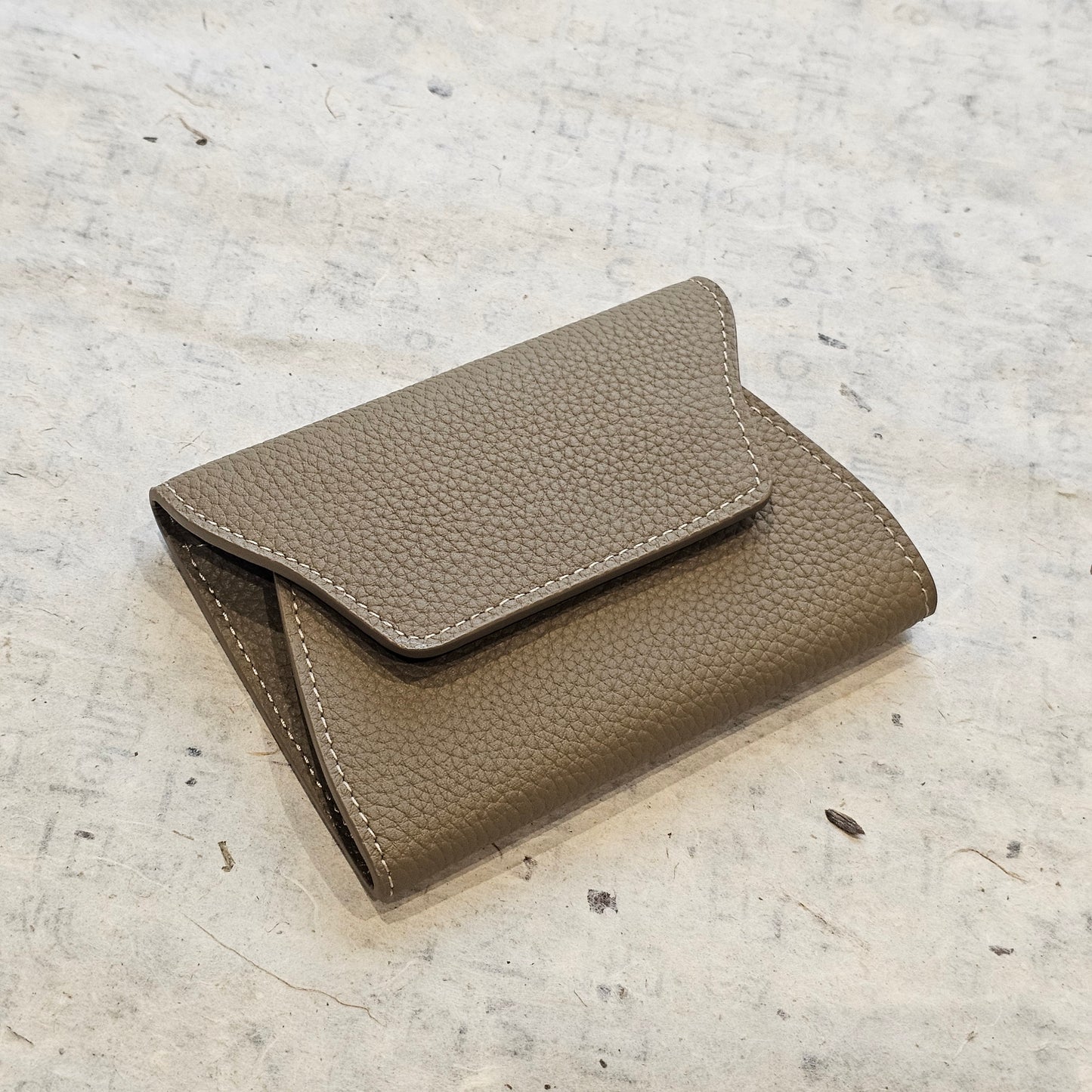 Mini Pebbled Leather Card Wallet – Compact Snap Closure Cash & Card Holder