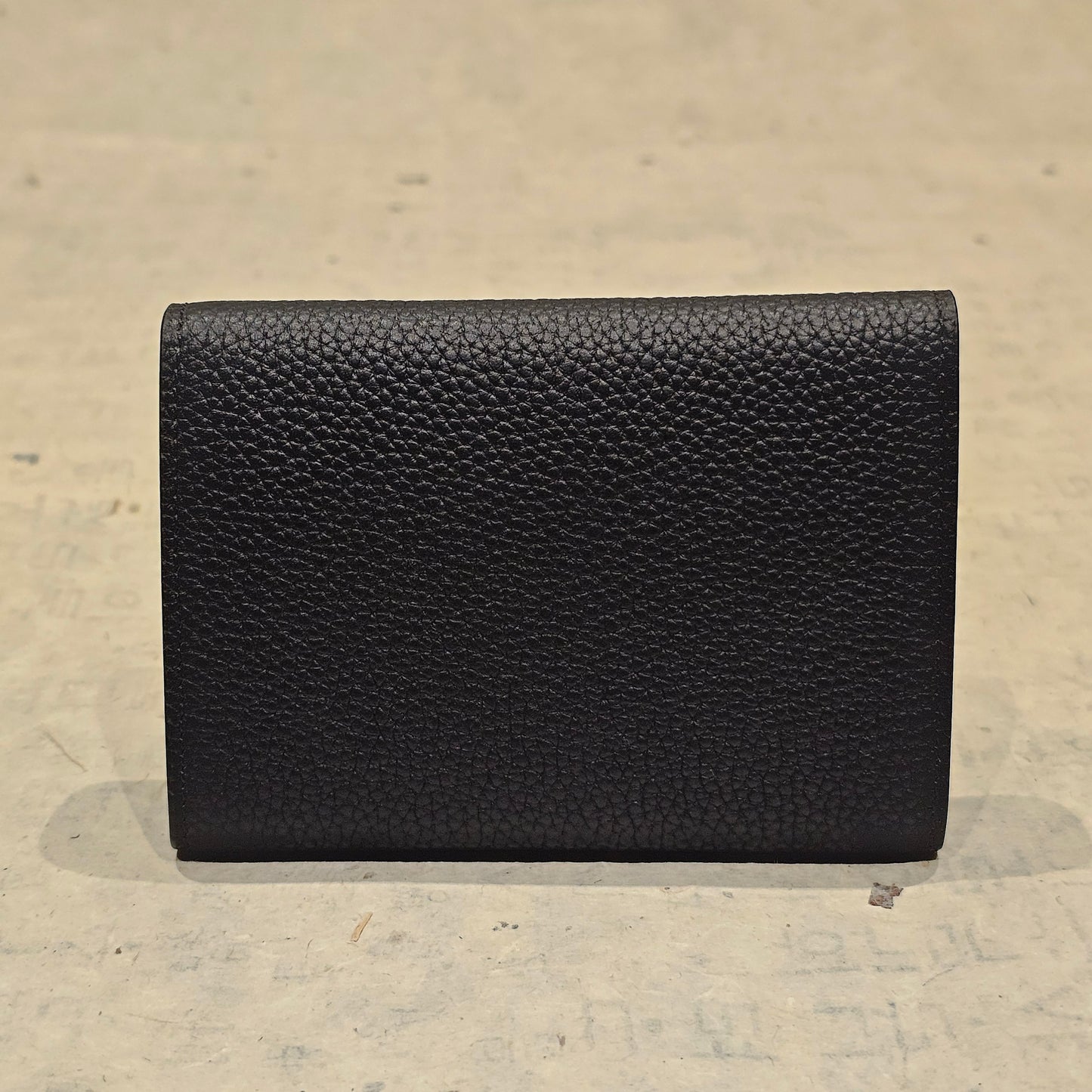 Mini Pebbled Leather Card Wallet – Compact Snap Closure Cash & Card Holder