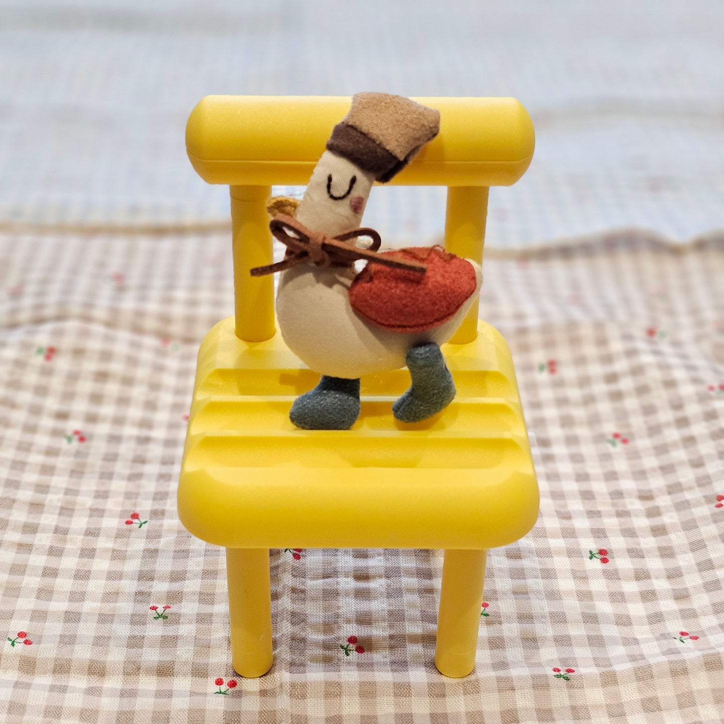 Handmade Duck Brooch – Vintage Fabric Bird Pin