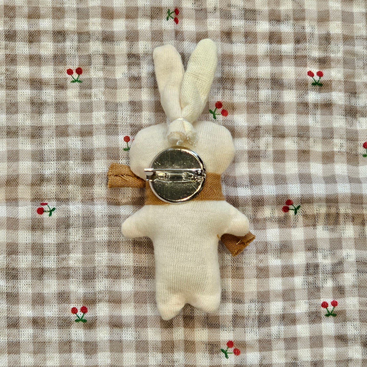 Handmade Baby Bunny Brooch – Vintage Fabric Rabbit Pin | Made in Korea