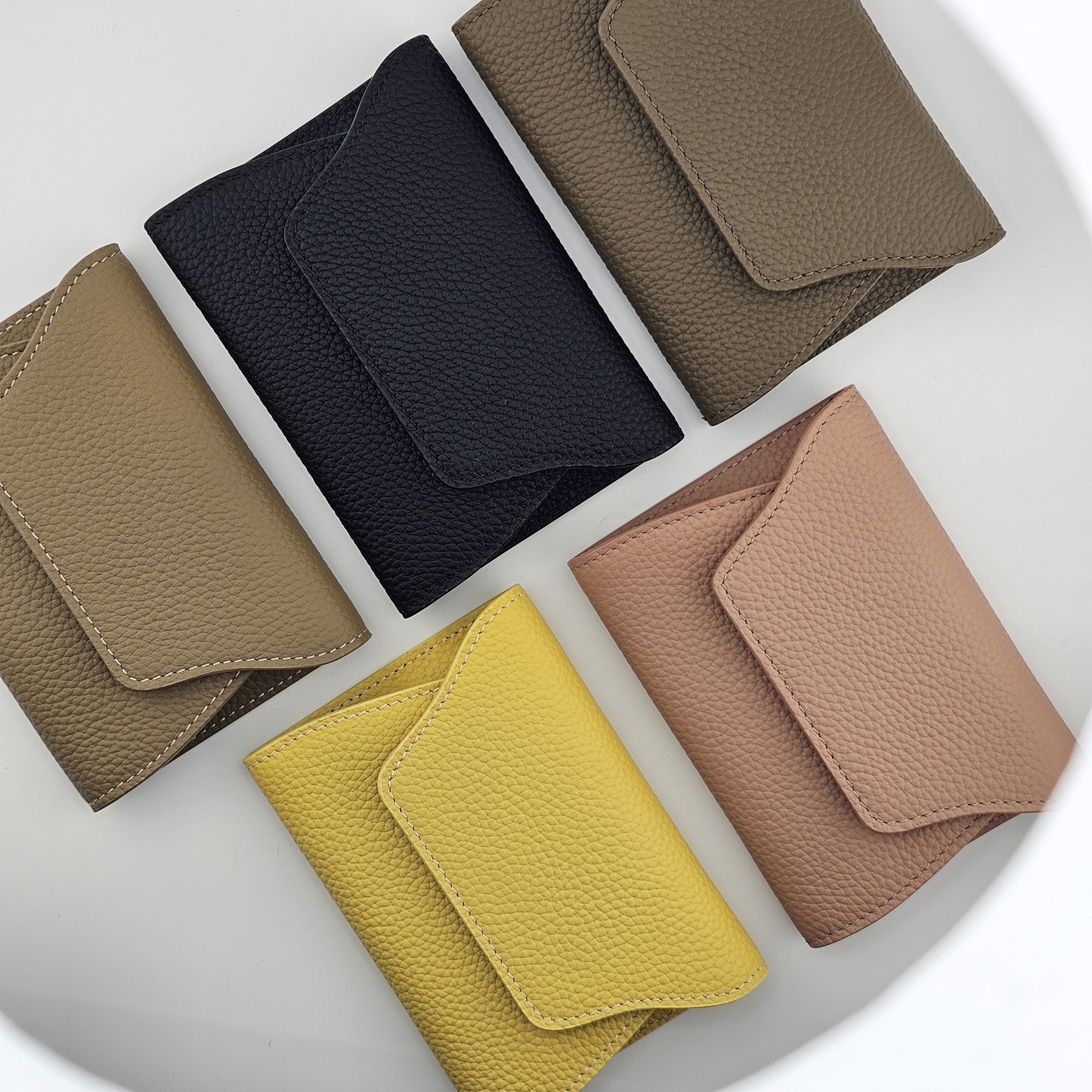 Mini Pebbled Leather Card Wallet – Compact Snap Closure Cash & Card Holder