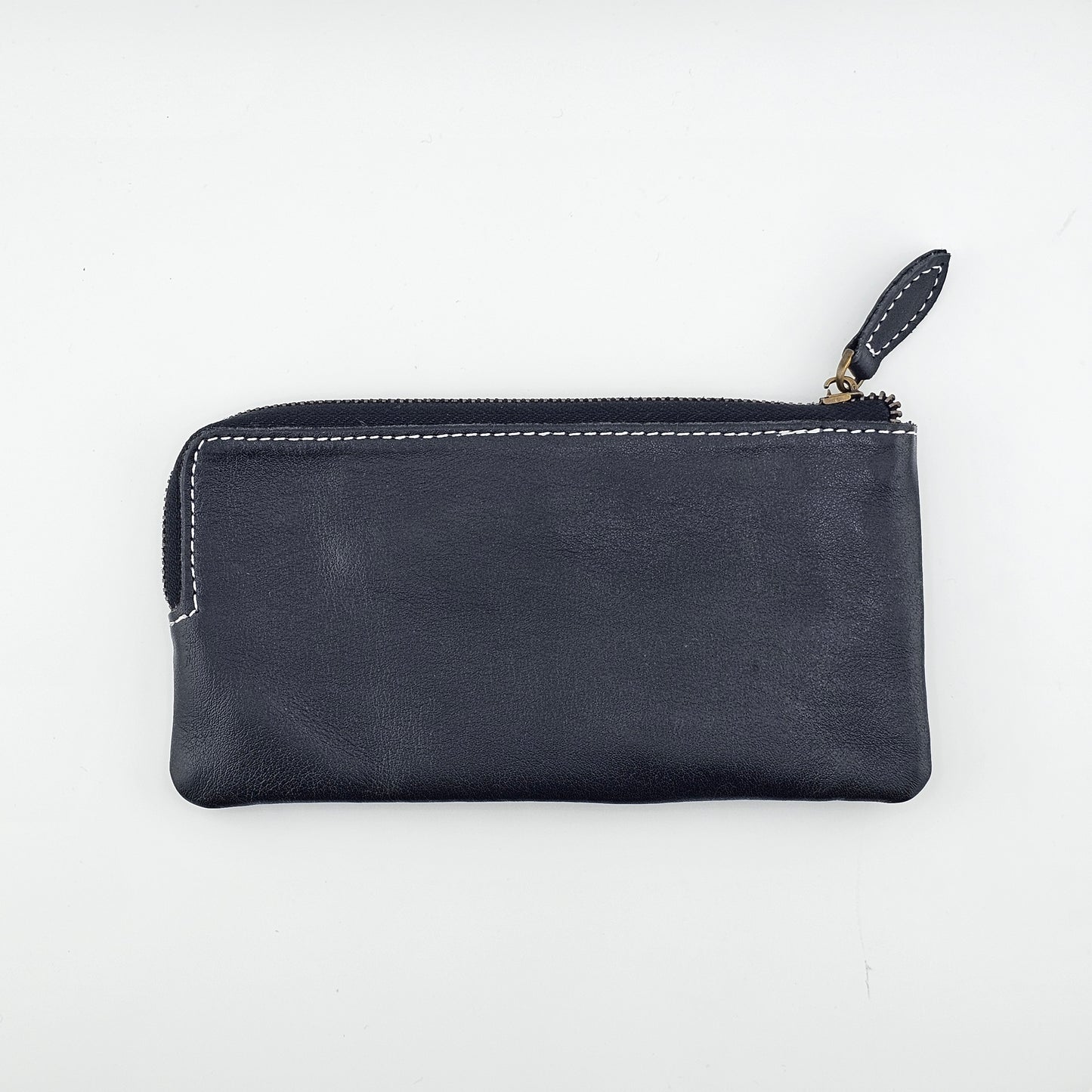 Slim Cowhide Long Wallet – Compact Design