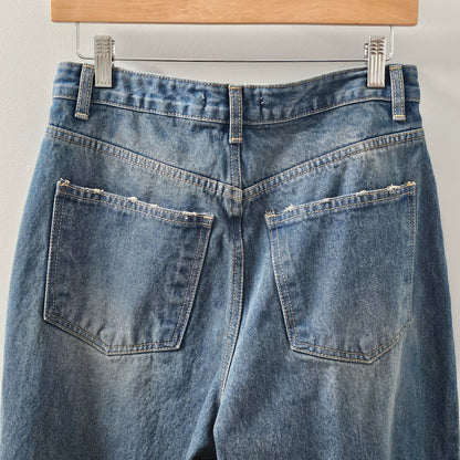 Pleated Barrel Fit Vintage Denim Pants