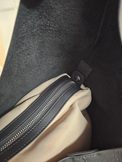 VERA LEATHER HOBO BAG