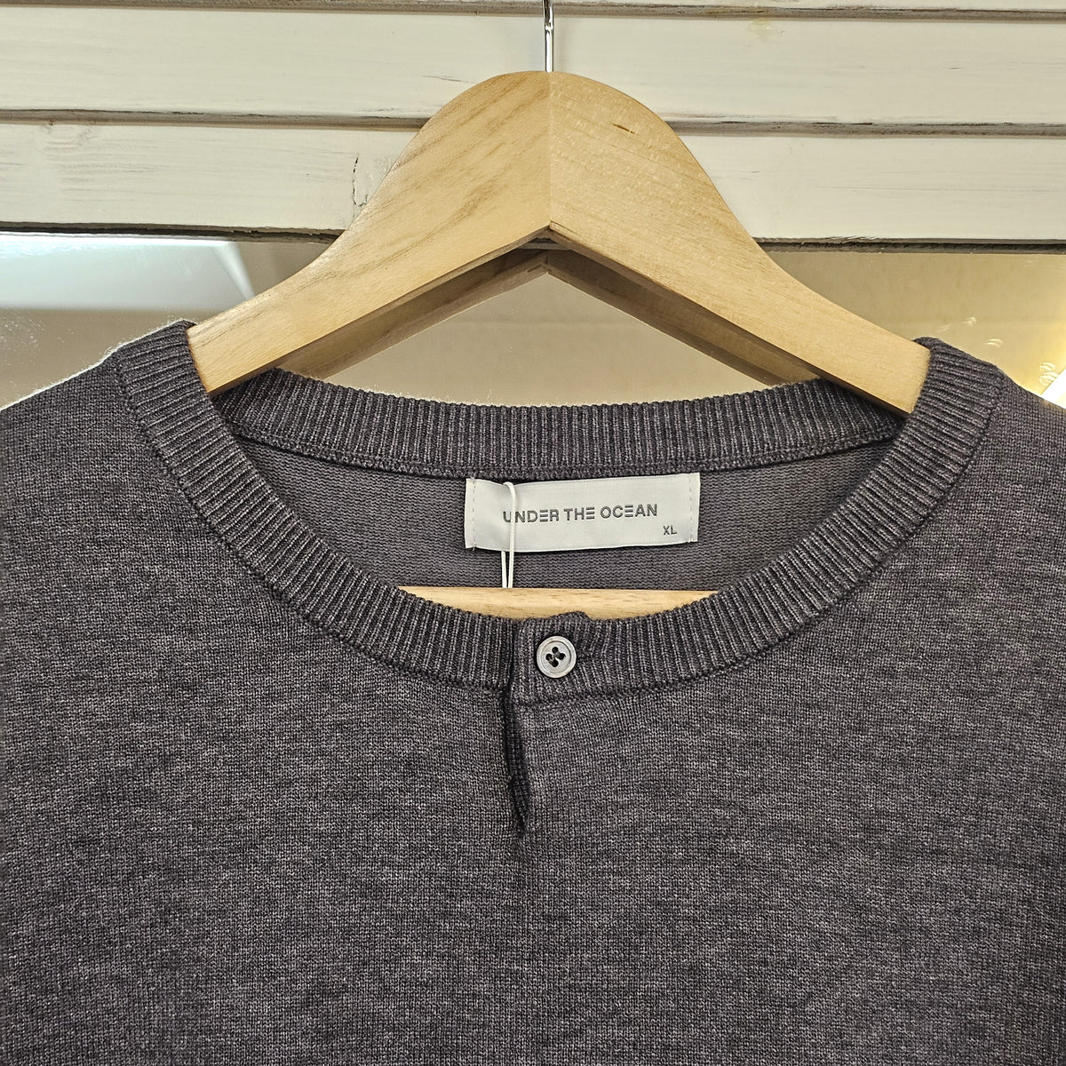 ELIO One-Button Textured Knit  - Men  (Unisex)