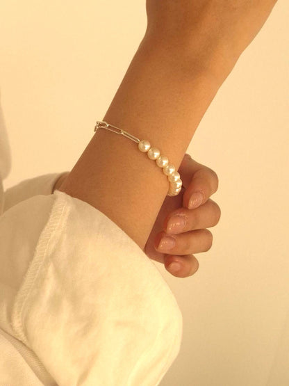 Luna Pearl Bracelet