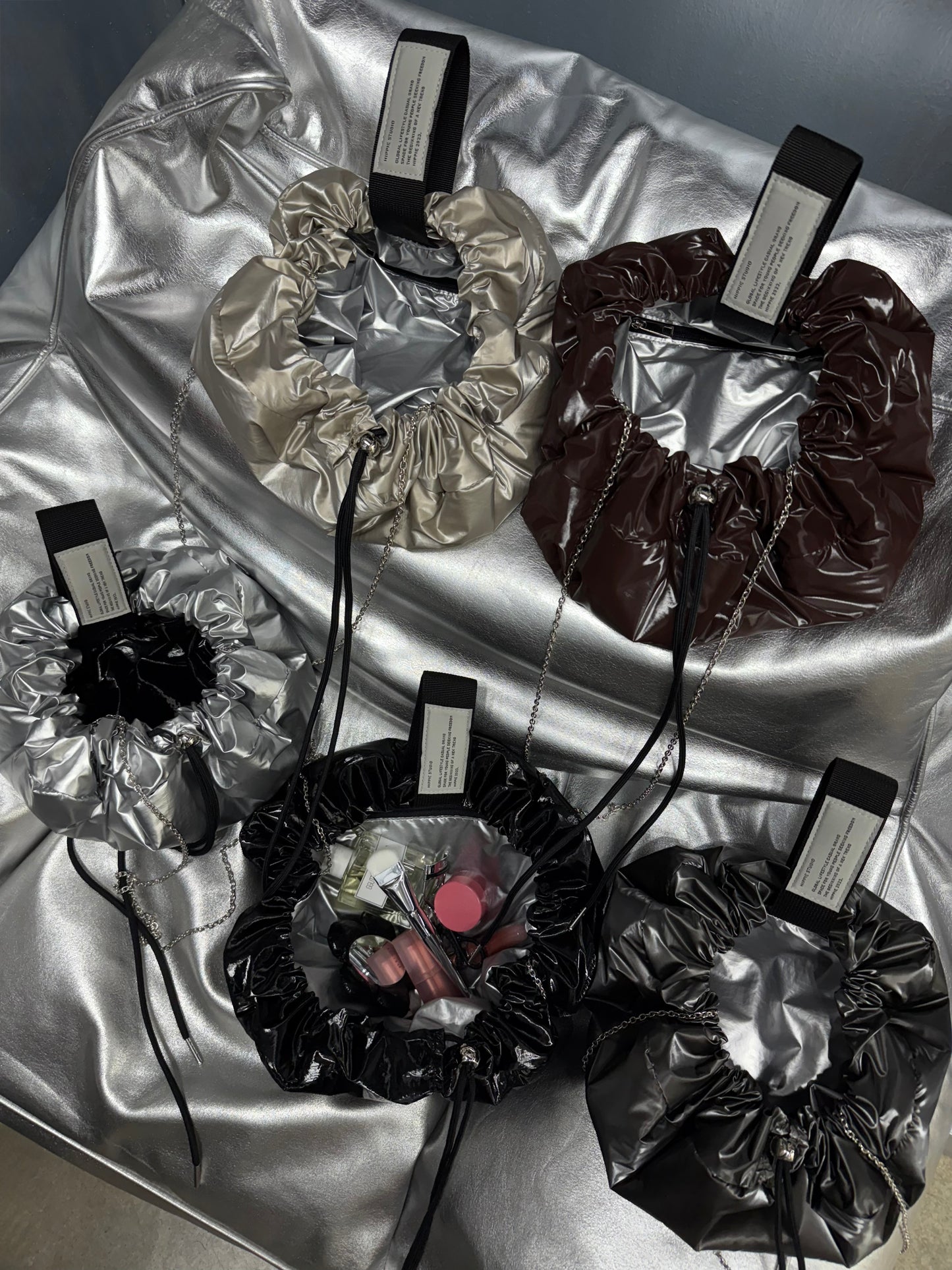 Cloud Round Padded Tote Bag