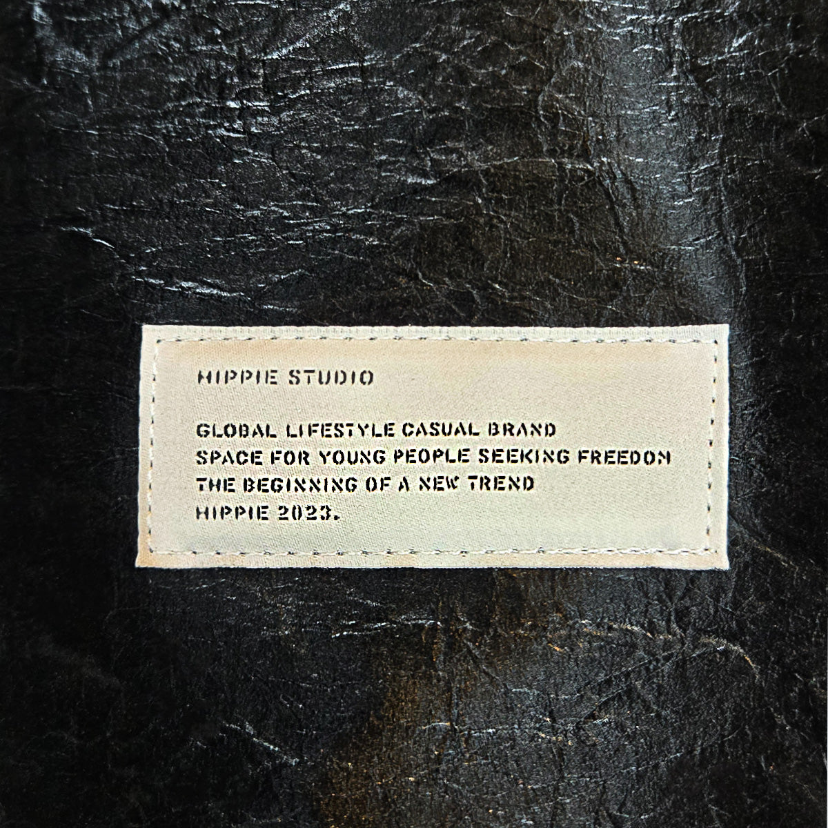 CRACK MINI BUCKET DRAWSTRING TOTE BAG