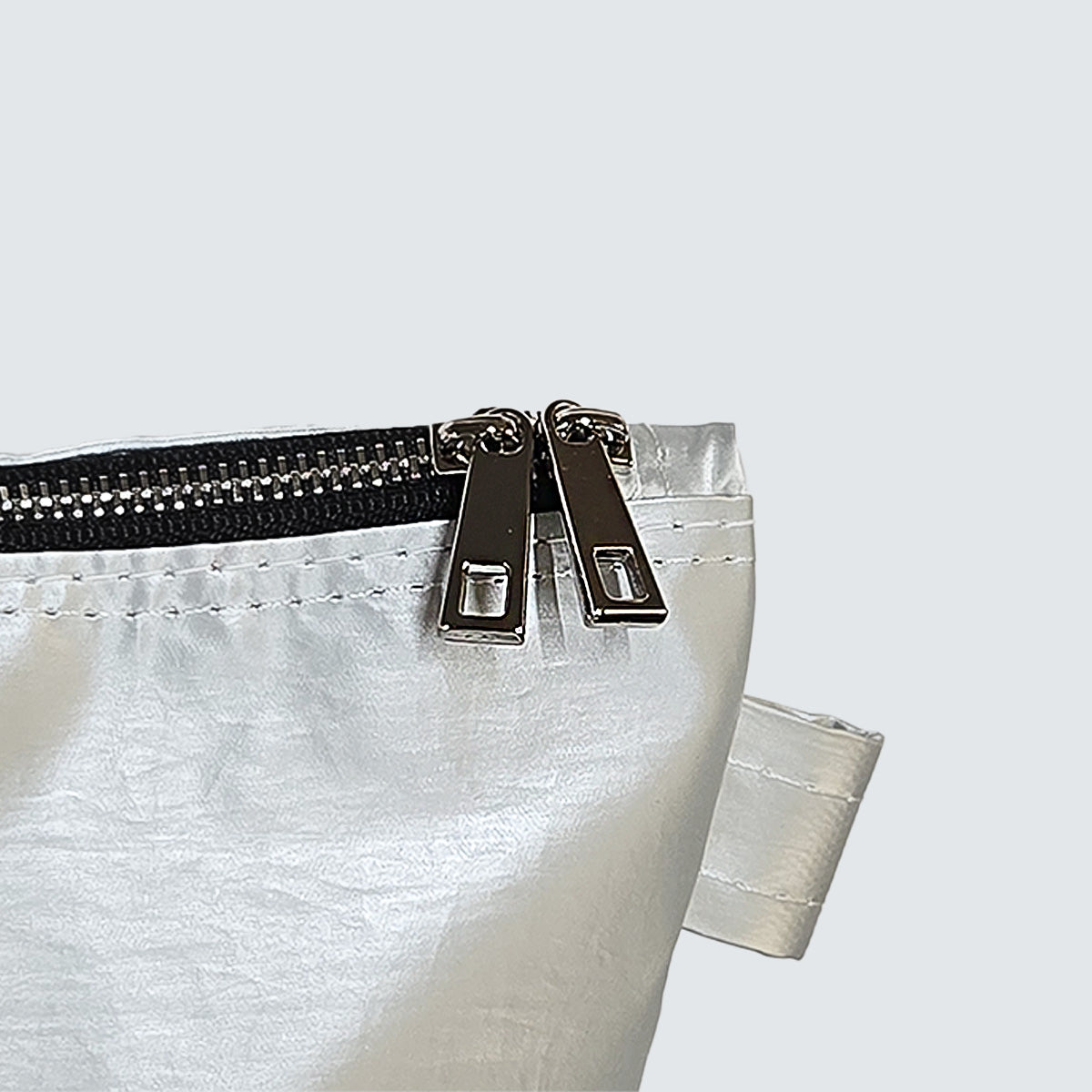 URBAN MULTI-FORM TRAVEL SHOULDER BAG -Silver