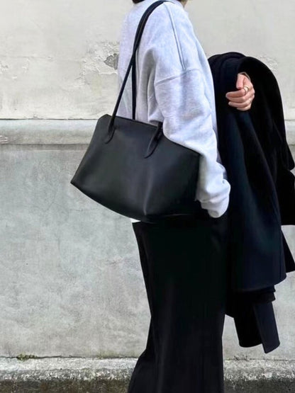 LUNE LEATHER SHOULDER BAG