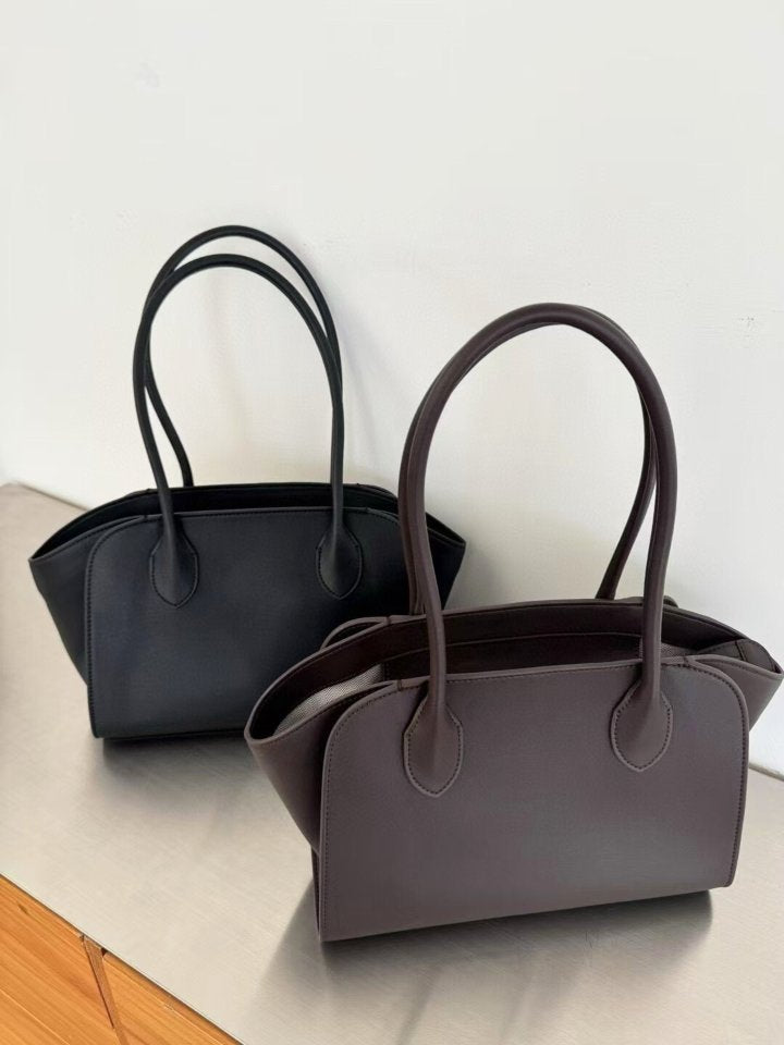 Elava Curve Leather Tote Bag