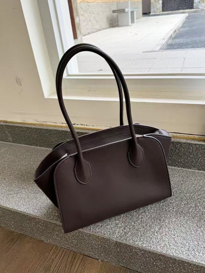 Elava Curve Leather Tote Bag