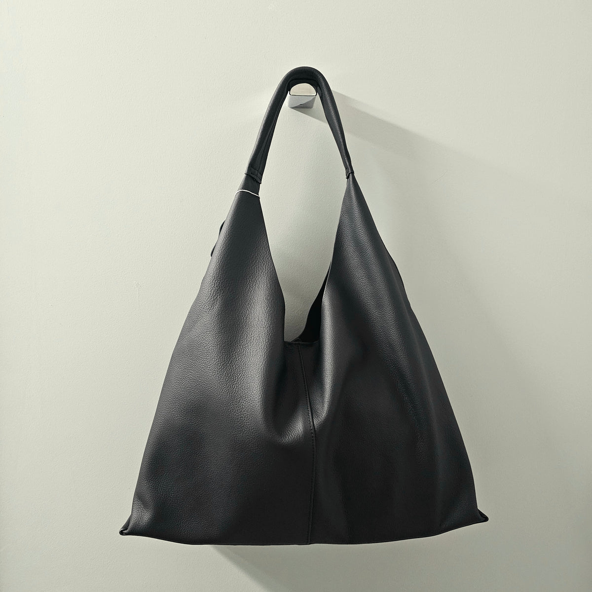 VERA LEATHER HOBO BAG