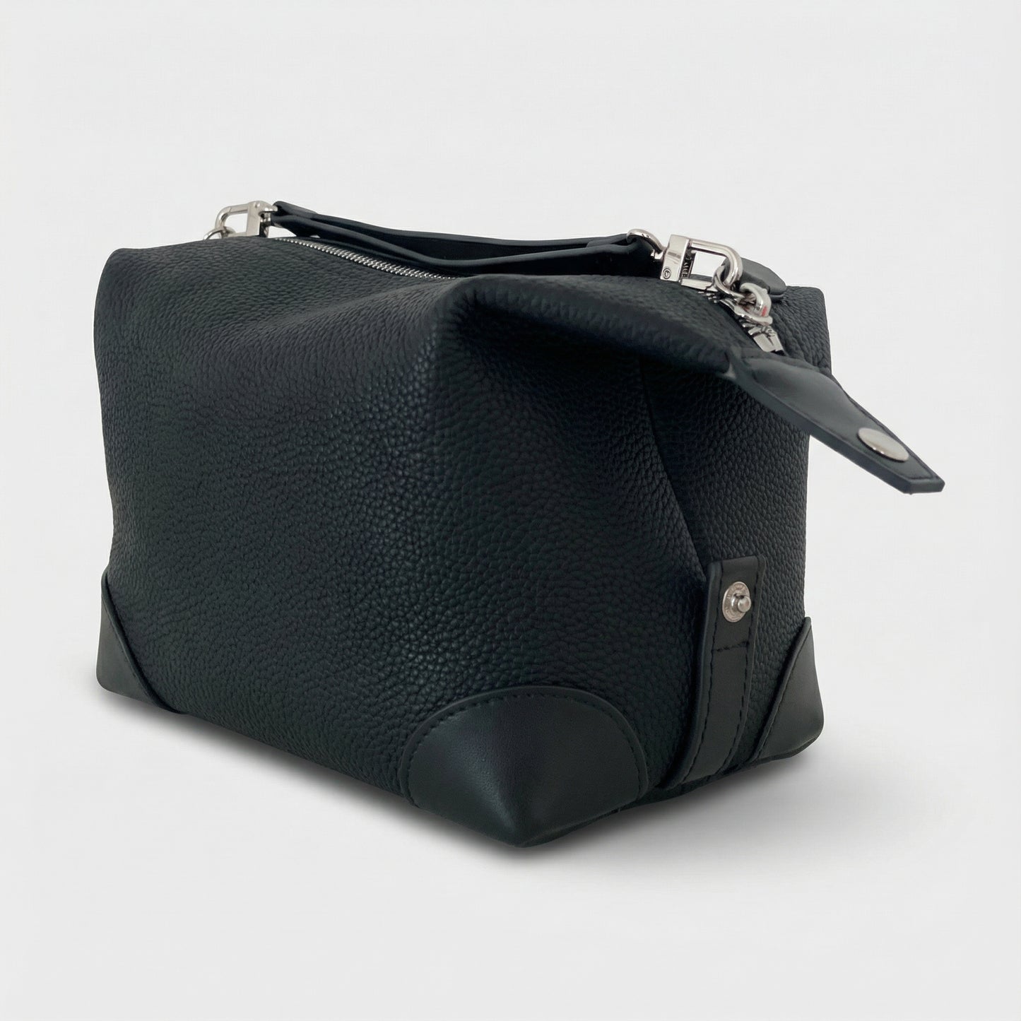 Pebbled Leather Golf Clutch Bag