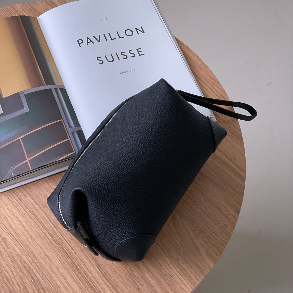 Pebbled Leather Golf Clutch Bag