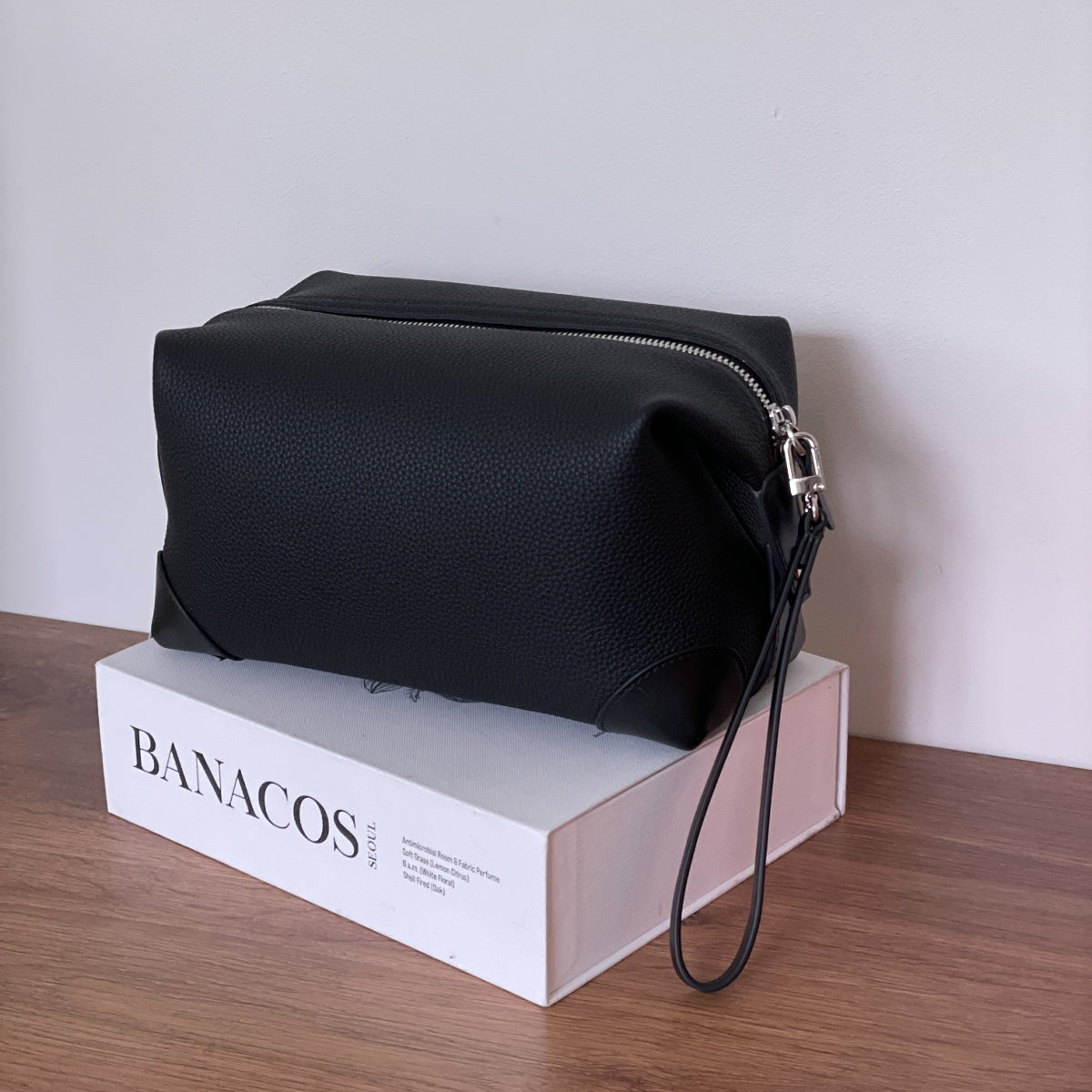 Pebbled Leather Golf Clutch Bag