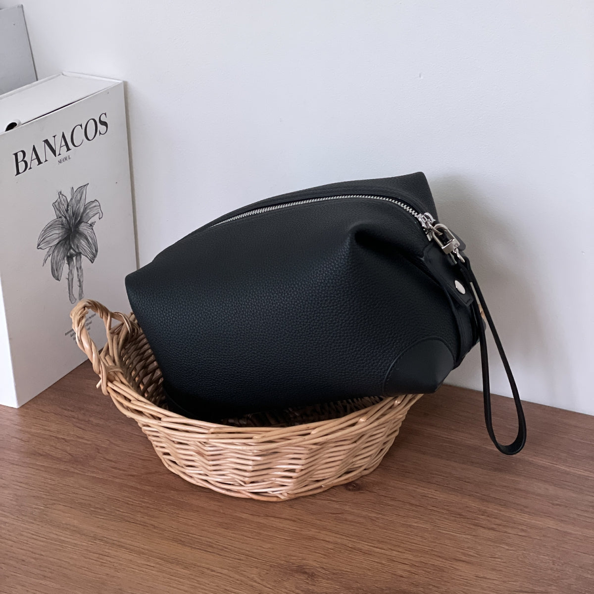 Pebbled Leather Golf Clutch Bag