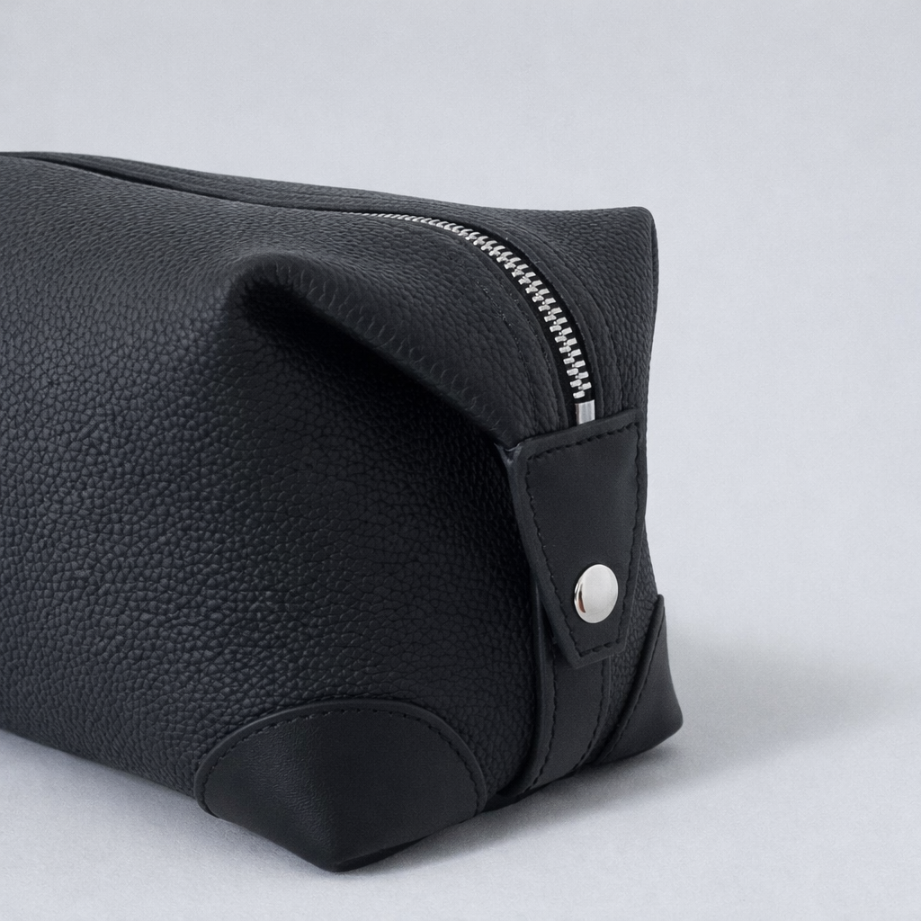 Pebbled Leather Golf Clutch Bag