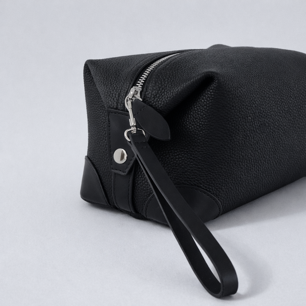 Pebbled Leather Golf Clutch Bag