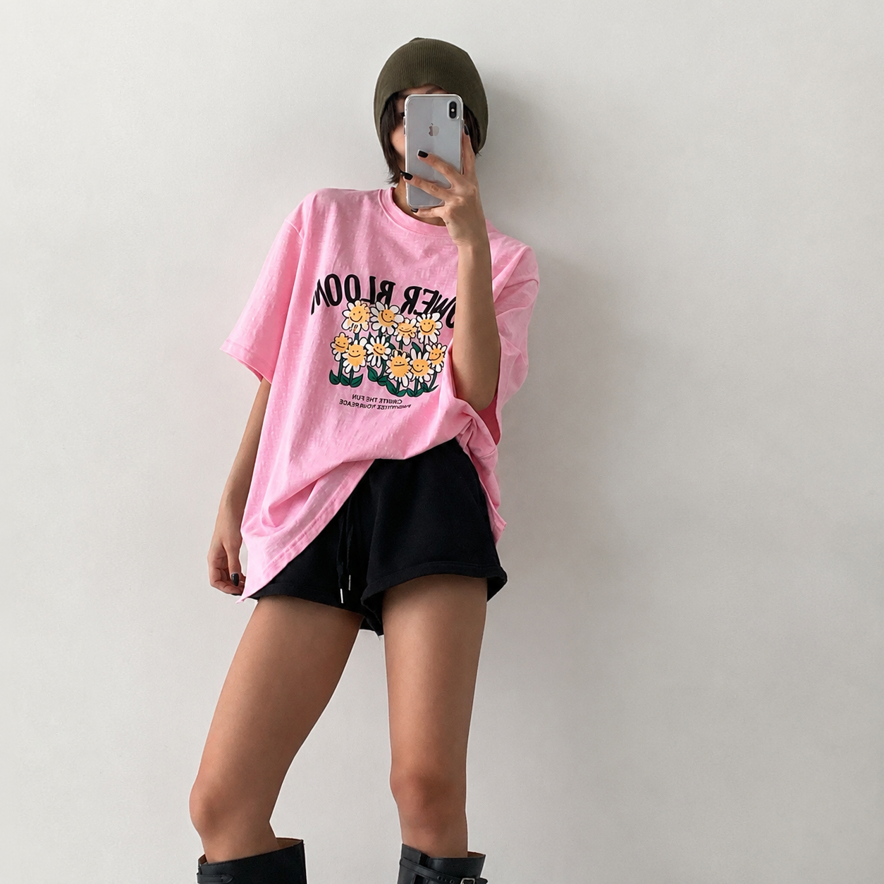 Vintage Flower Bloom Slub Graphic T-Shirt - Women One Size