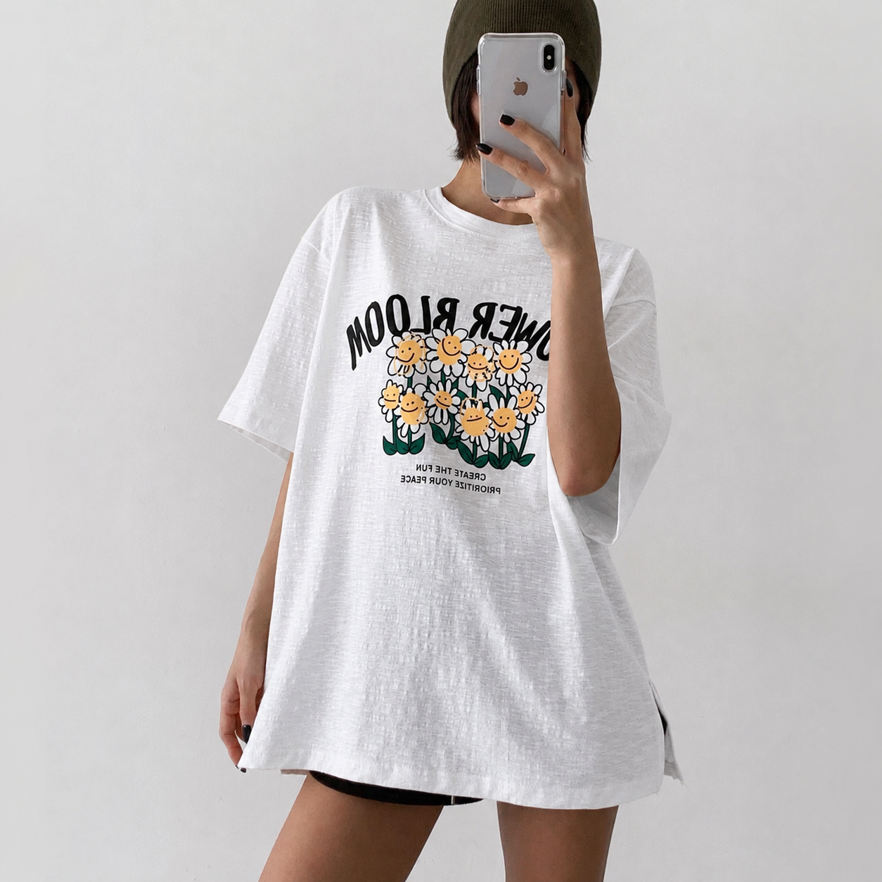 Vintage Flower Bloom Slub Graphic T-Shirt - Women One Size