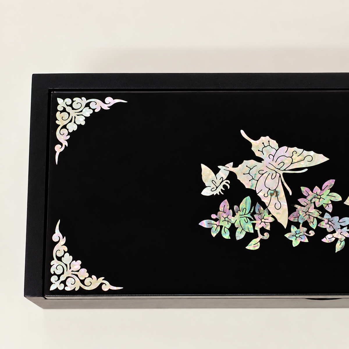 Korean Mother-of-Pearl Heritage Box – Butterfly Garden