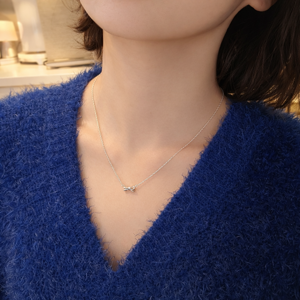 Noir Enamel Ribbon Necklace