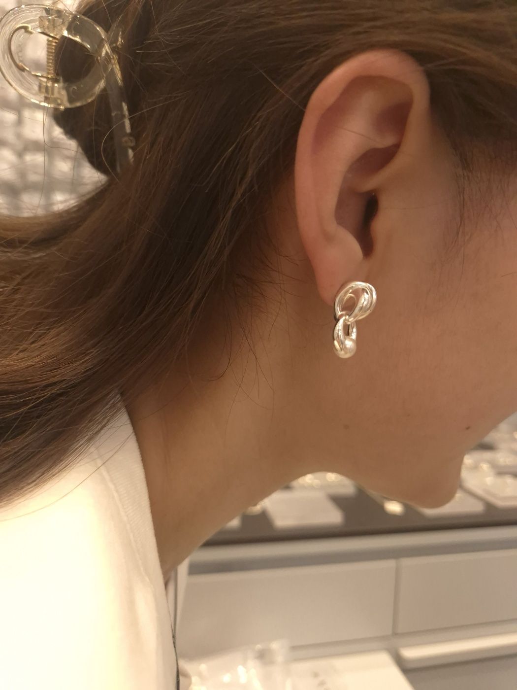 Adele Sculpted Swarovski Pearl Link Earrings – High-Polish Sterling Silver