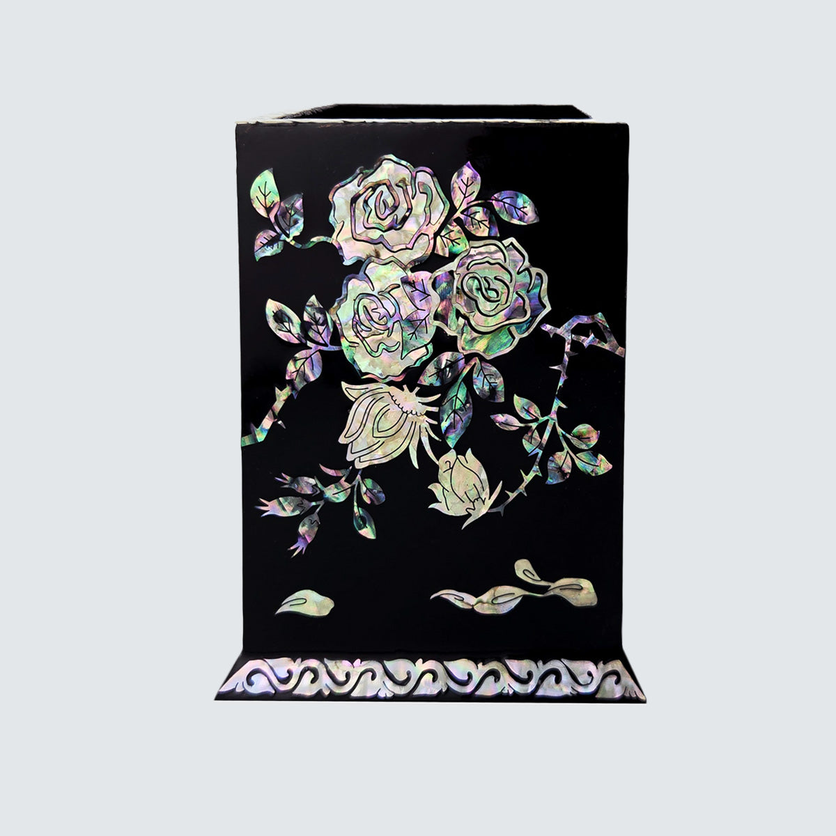 Jagae Mother-of-Pearl Pen Holder – Black Rose