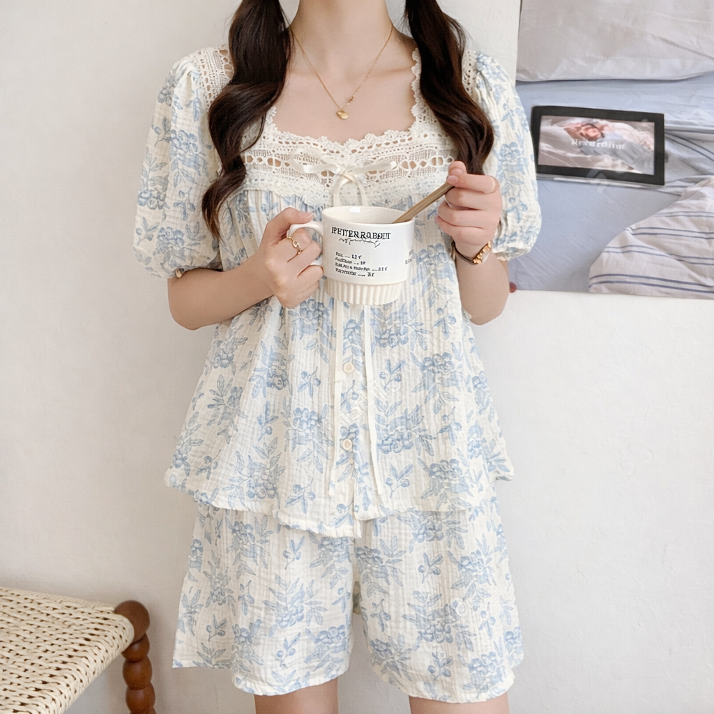 Blueberry Floral Gauze Cotton Pajama Set – Lace Trim Blouse & Shorts