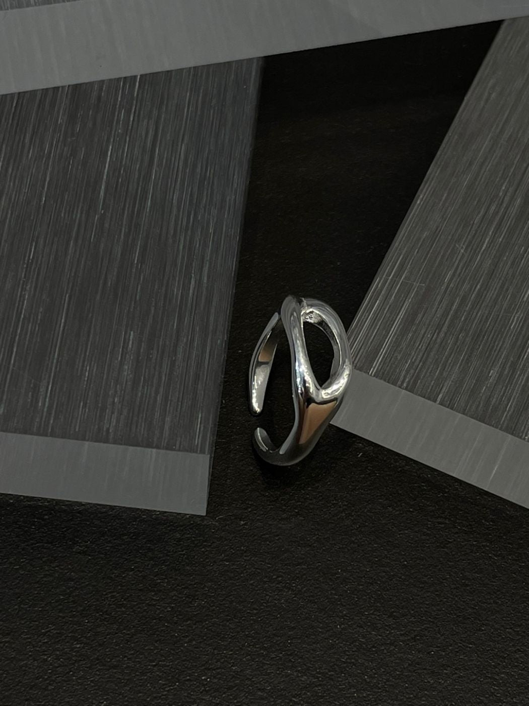 Pinky Flow Curve Open Ring