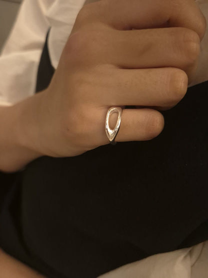 Pinky Flow Curve Open Ring