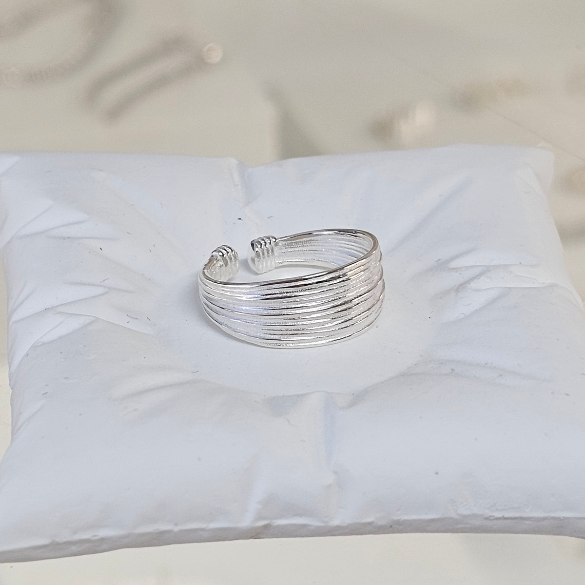 ÉLAN Layered Silver Ring