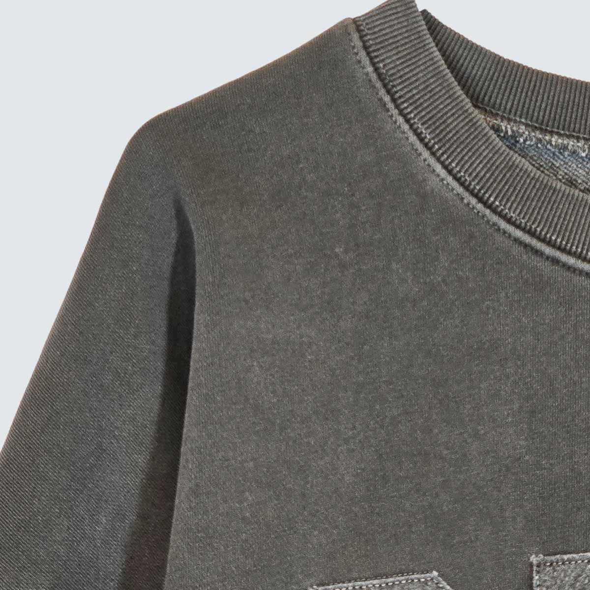 DIVE 82 Pigment Embroidered Sweatshirt (UNISEX / WOMEN – OVERFIT)