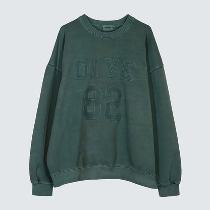 DIVE 82 Pigment Embroidered Sweatshirt (UNISEX / WOMEN – OVERFIT)