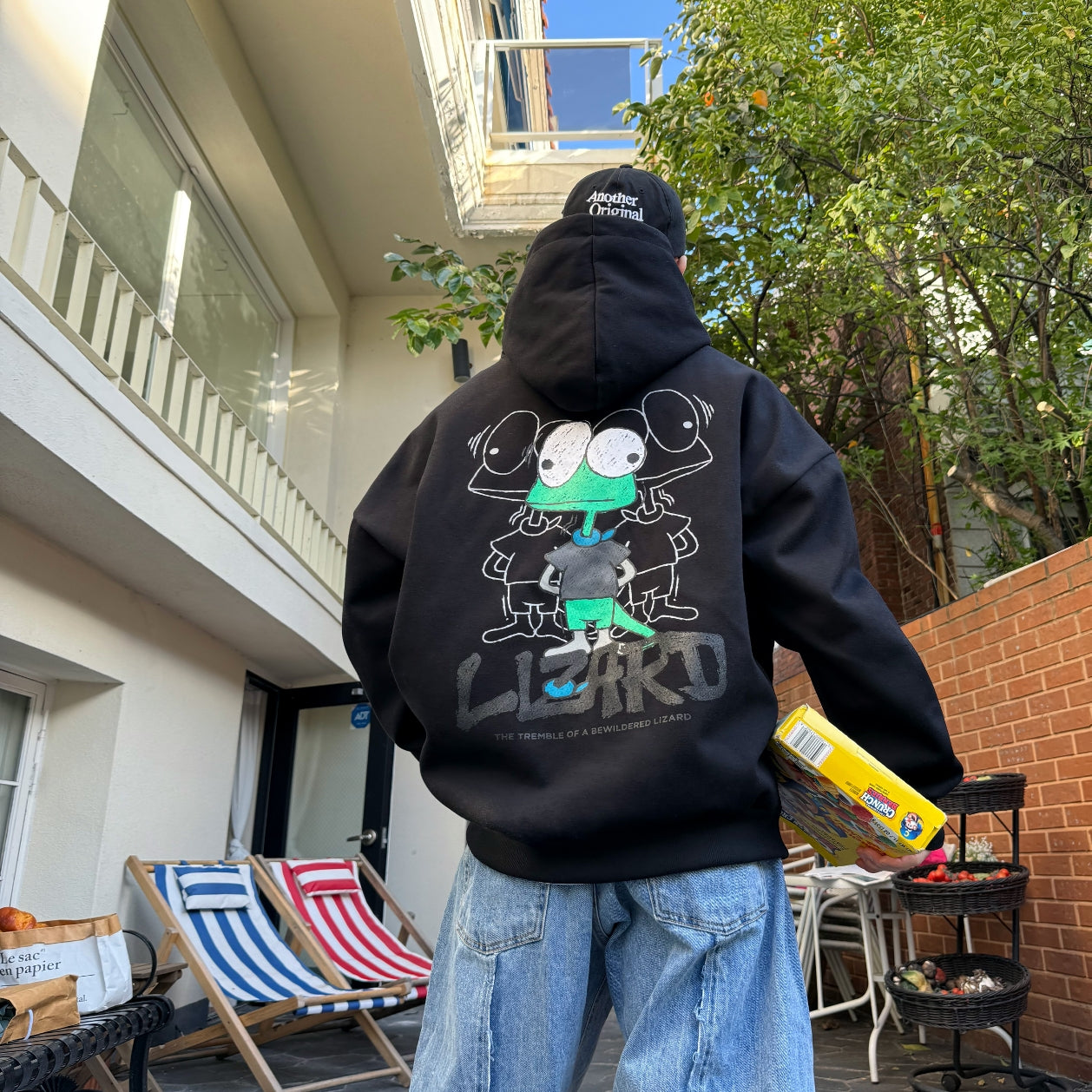 Bewildered Lizard Graphic Hoodie (UNISEX / WOMEN - OVERFIT)