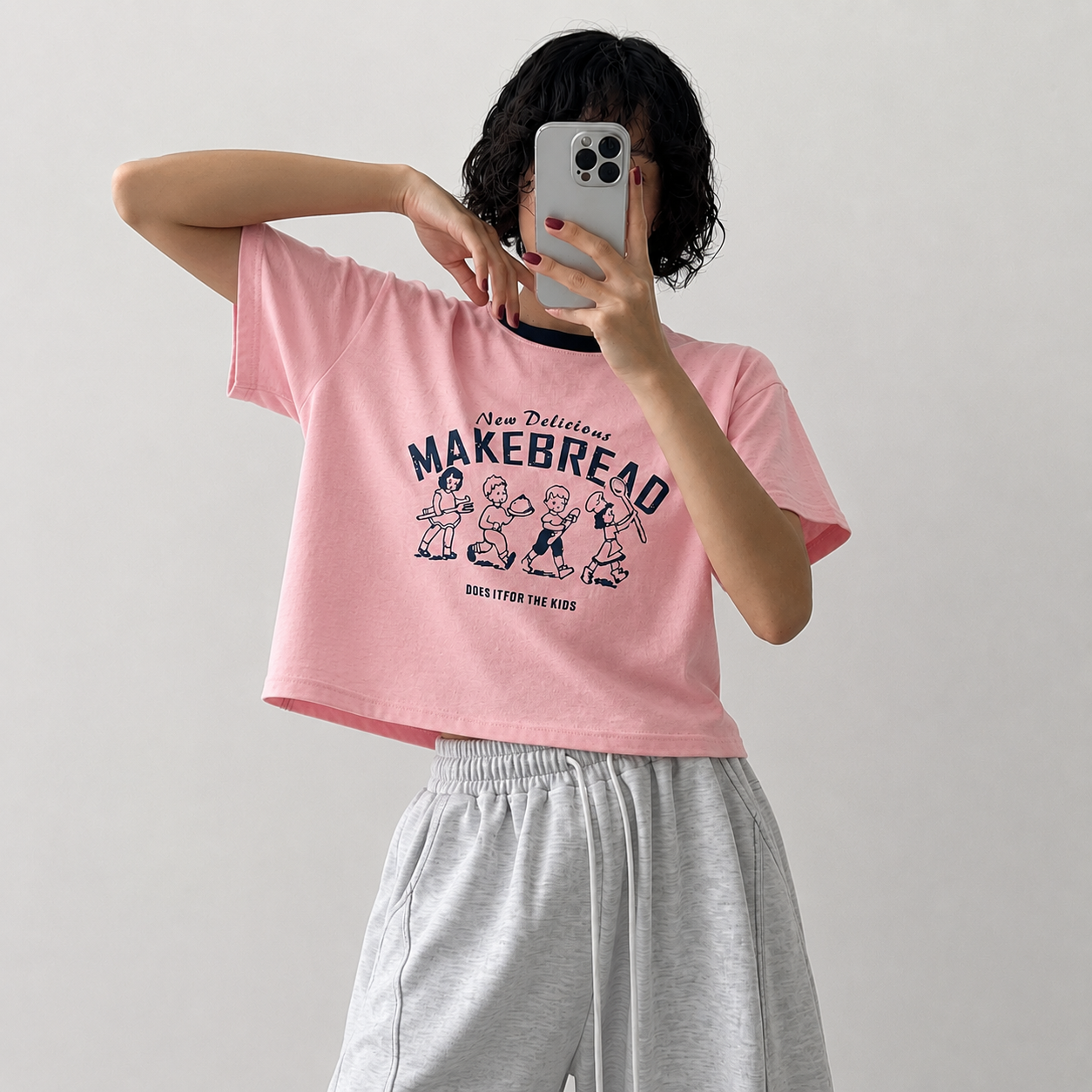 Vintage Make Bread Ringer Graphic T-Shirt – Women One Size